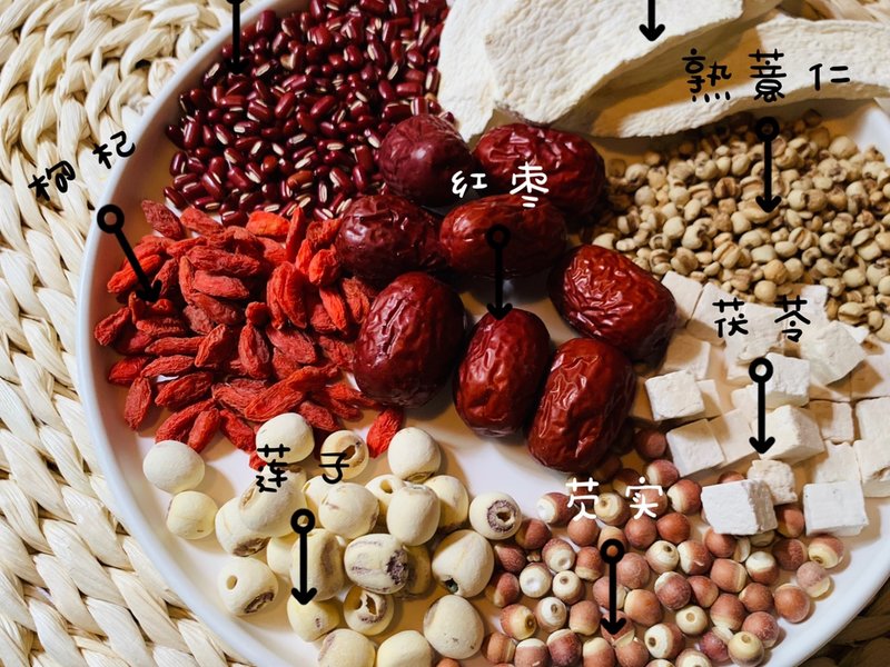 枸杞与茯苓同煮 温润养身喝出好气色