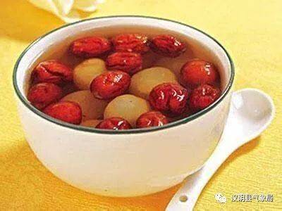 饮食养生选清补，滋养身心享安康