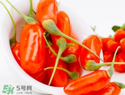 枸杞有机与普通哪个好？全方位对比告诉你答案
